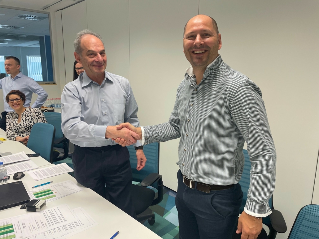 Photo signature partenariat CAP INGELEC IN-EX_2
